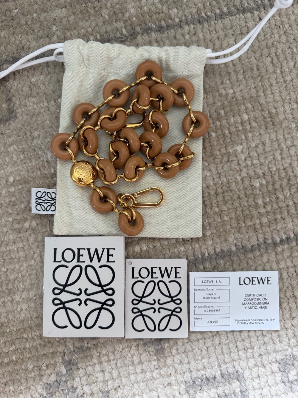 Loewe Puzzle Small Shoulder Bag in Tan Leather with Donut Strap - Picture 12 of 13